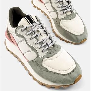 NIB- SHU SHOP Color Block Sneakers